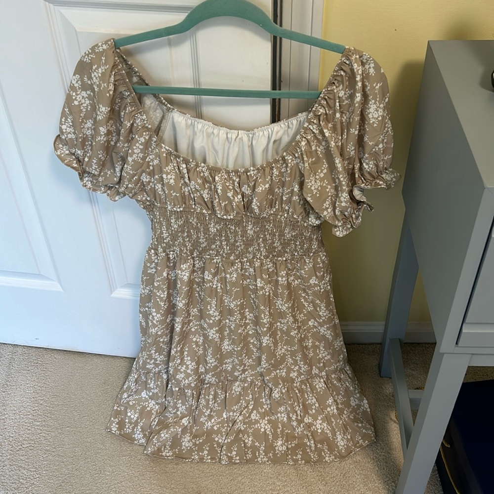 Imily Bela Ruffle dress Sleeve Dress Casual  Beach Floral Olive Dress Size M